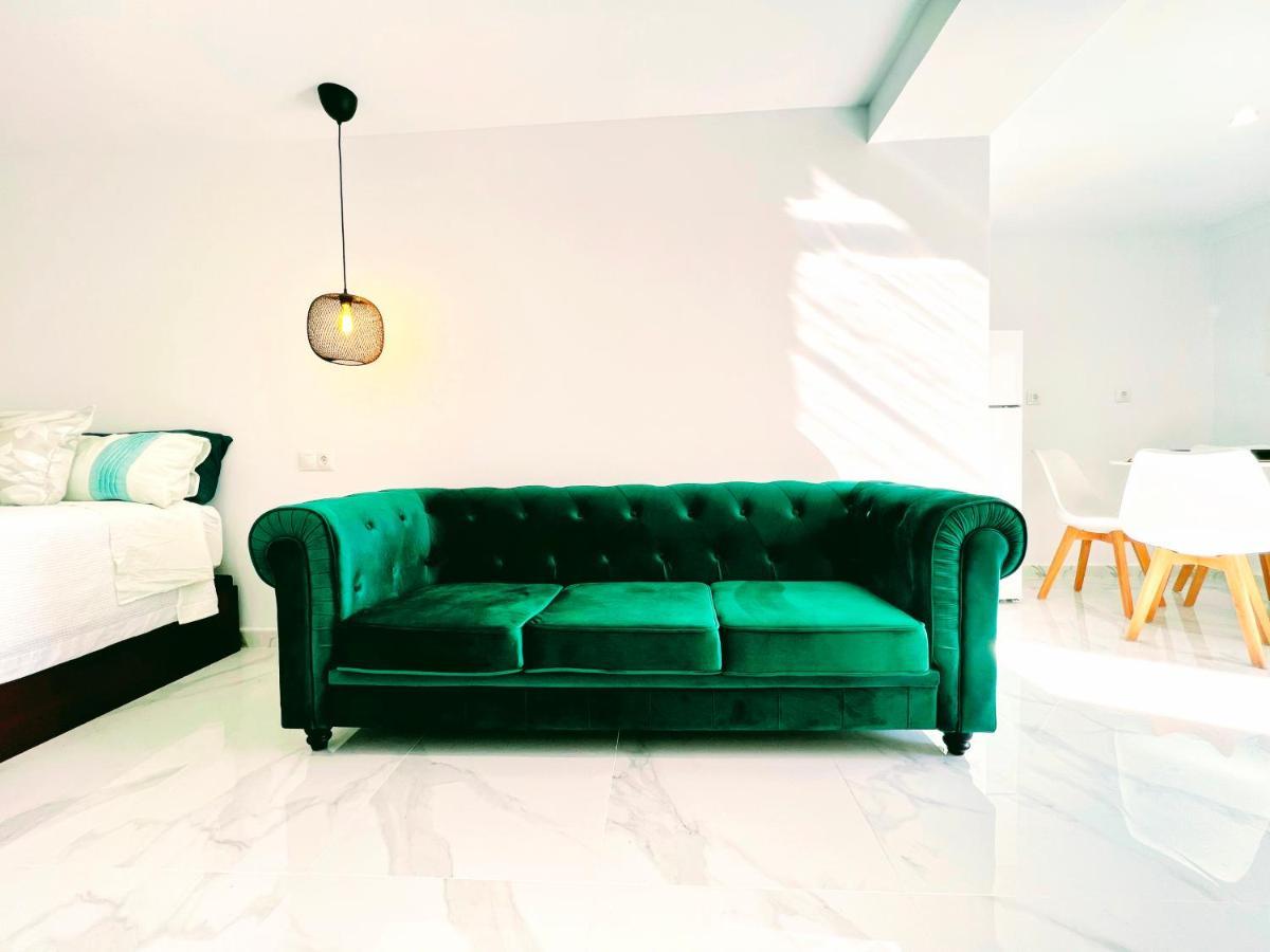 Garden Boutique Apartment El Faro Exterior foto