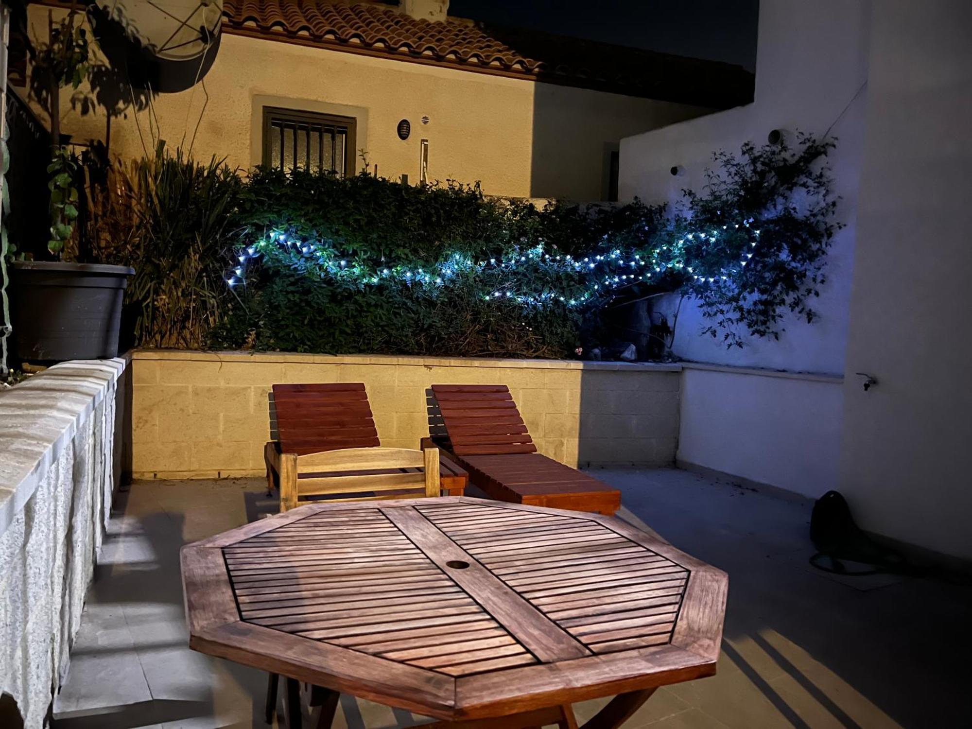 Garden Boutique Apartment El Faro Exterior foto